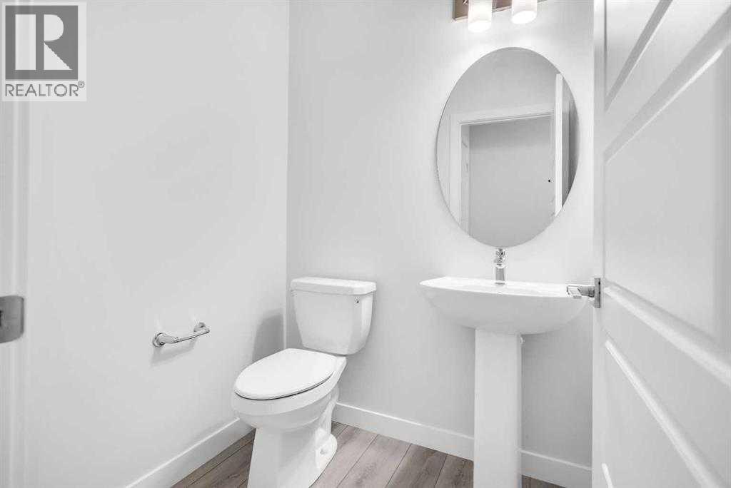 16 Amblefield Avenue Nw, Calgary, Alberta  T3P 2C1 - Photo 13 - A2267566