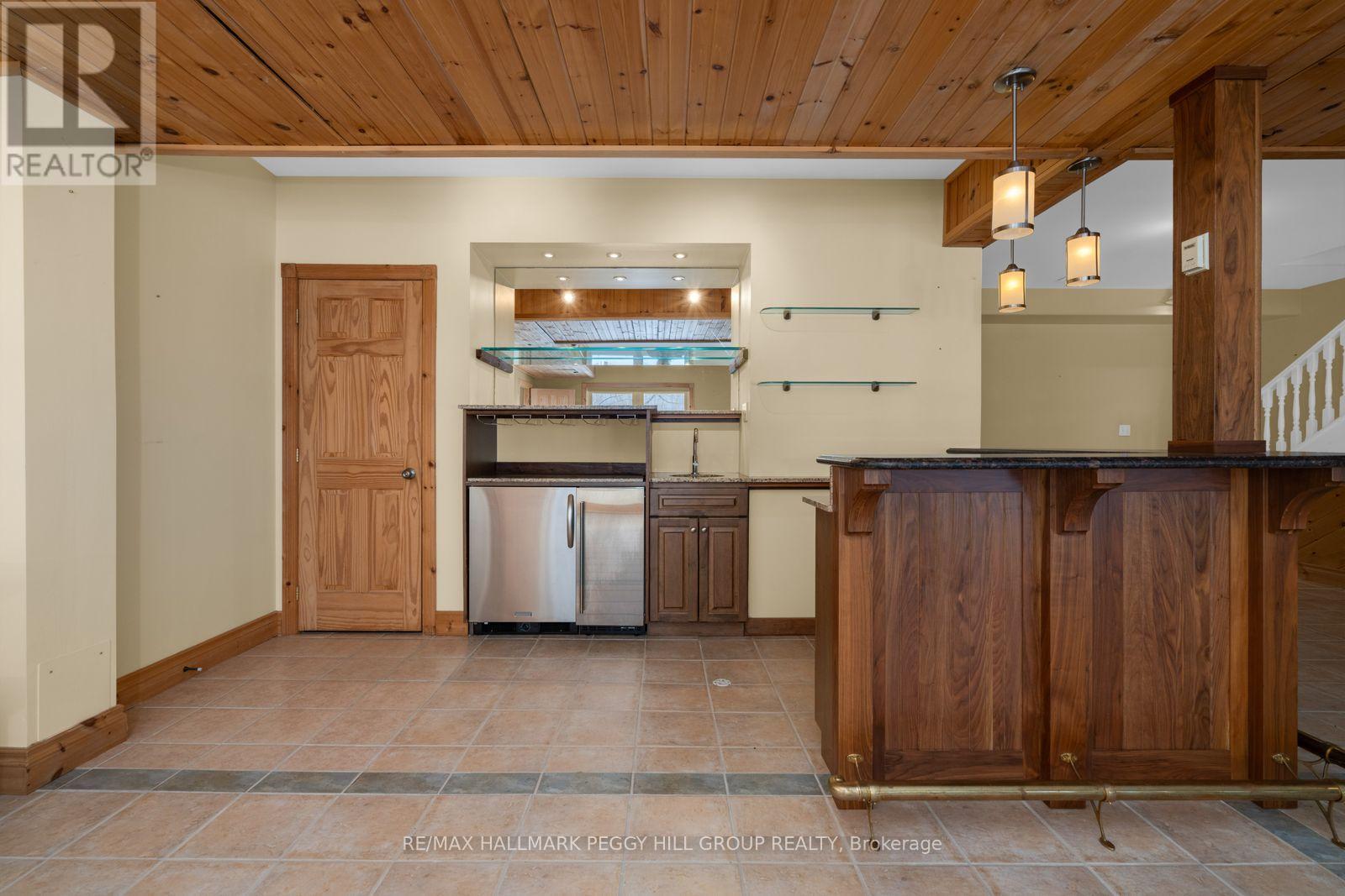 18 Trillium Trail, Oro-Medonte, Ontario  L0K 1E0 - Photo 17 - S12923416