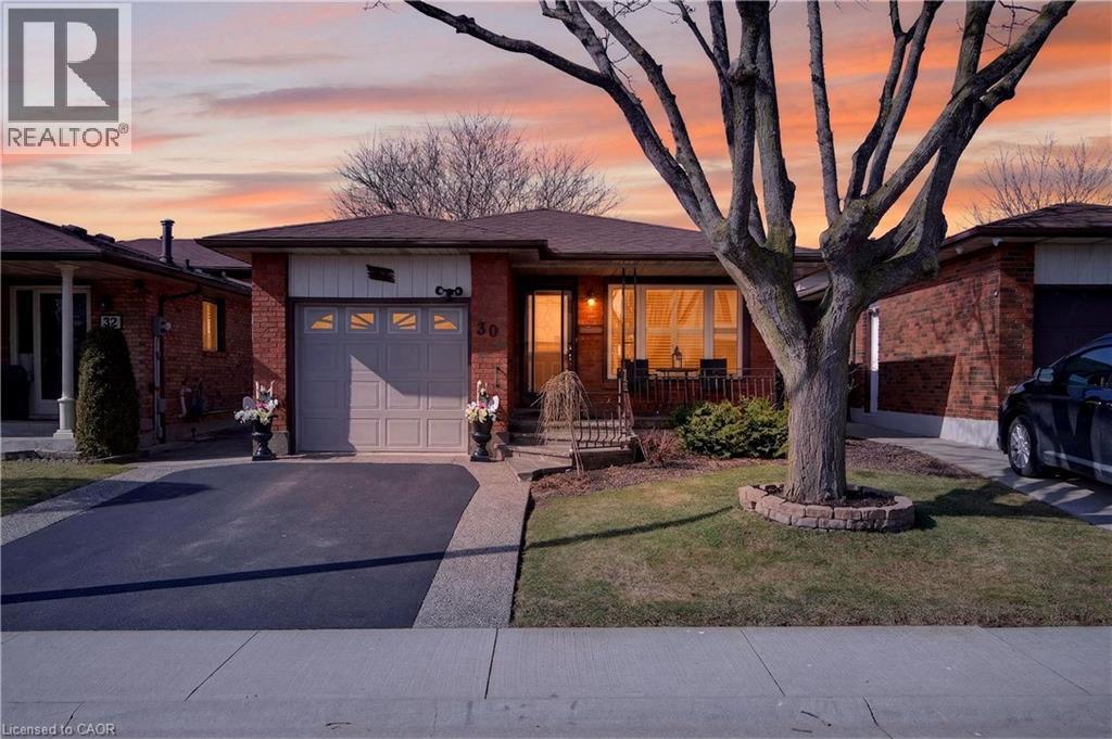 30 Basin Crescent, Hamilton, Ontario  L8T 4W8 - Photo 2 - 40815104