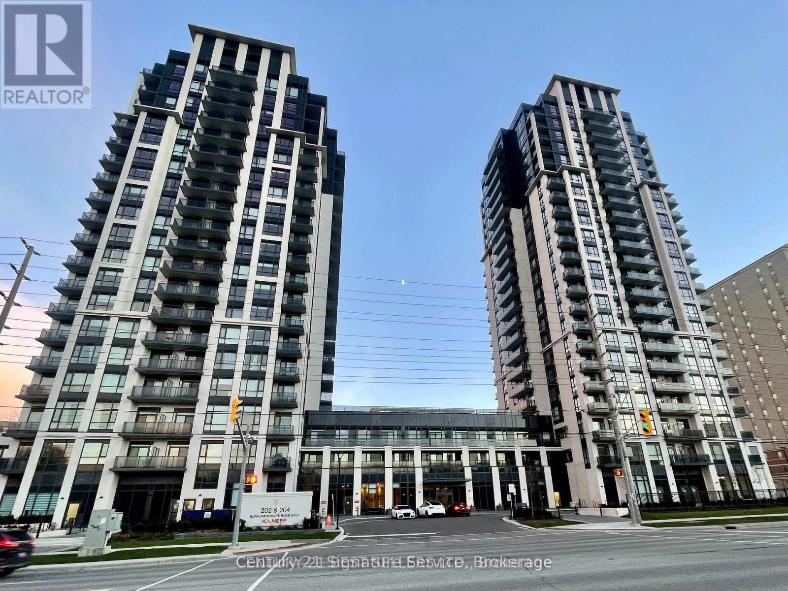 1906 - 202 BURNHAMTHORPE ROAD E, Mississauga, Ontario