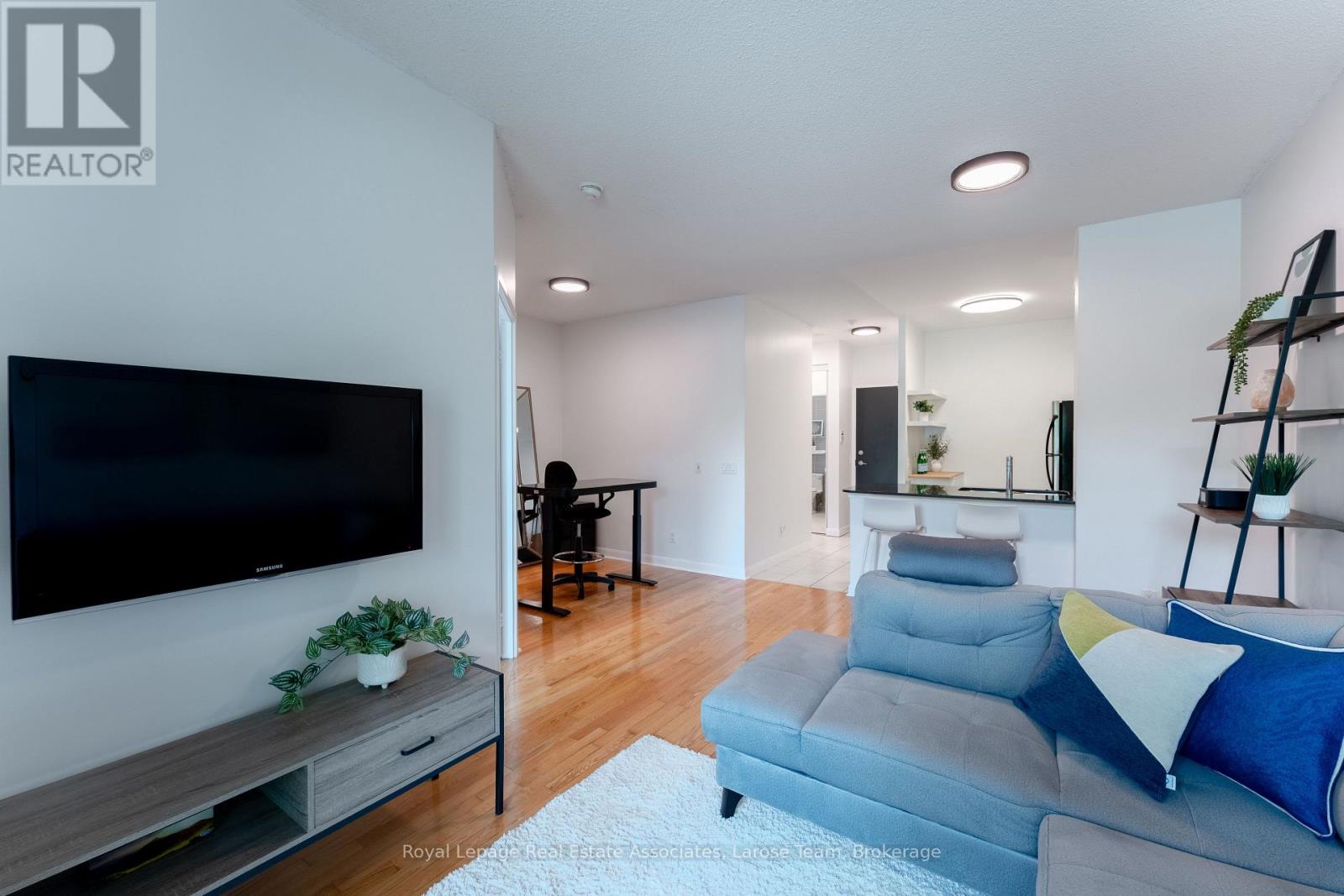 102 - 225 Sherway Gardens Road, Toronto, Ontario  M9C 0A3 - Photo 16 - W12923358