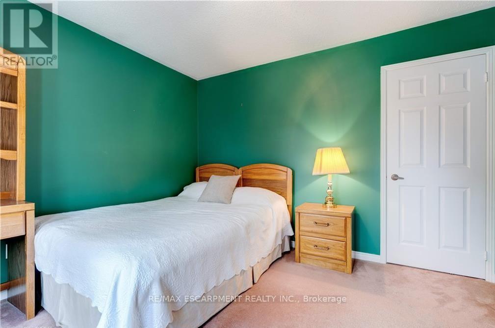 1151 Manor Road, Oakville, Ontario  L6M 1G3 - Photo 30 - W12923378