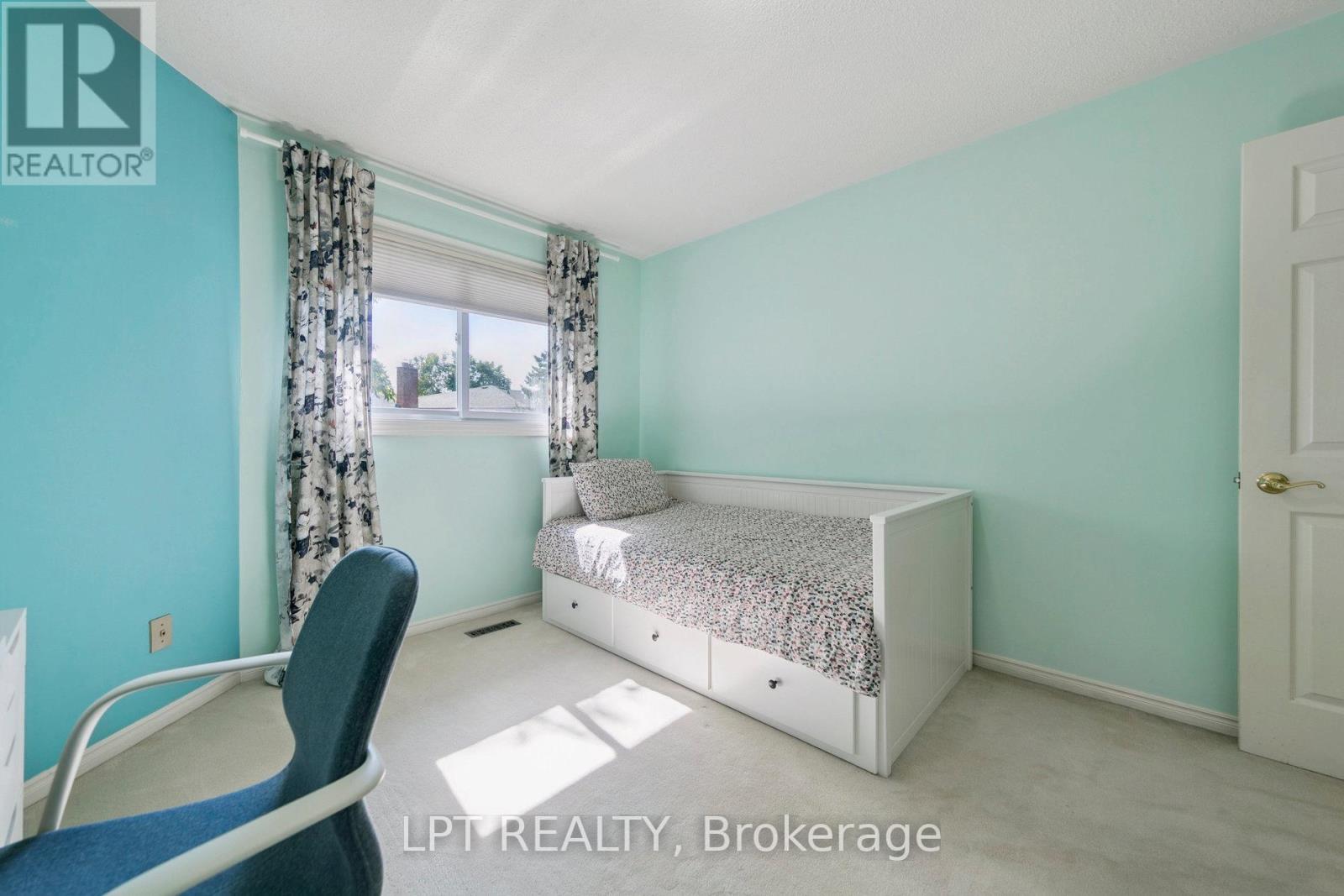 1823 The Chase, Mississauga, Ontario  L5M 2Y8 - Photo 28 - W12923386