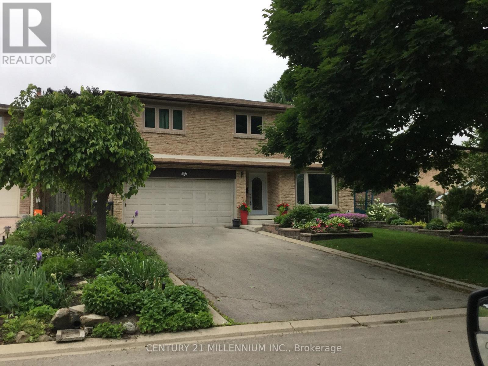 4 MARCHMOUNT CRESCENT, Brampton, Ontario