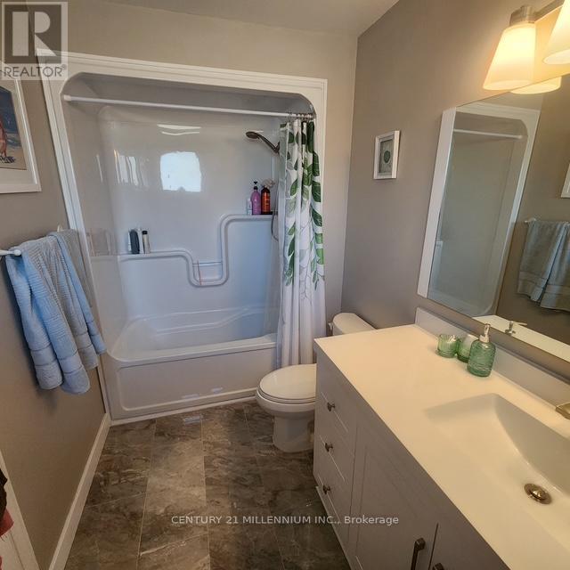 4 Marchmount Crescent, Brampton, Ontario  L6S 2S9 - Photo 27 - W12923400