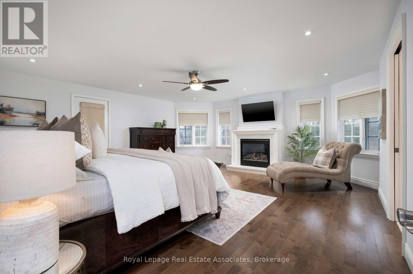 1175 Riverbank Way, Oakville, Ontario  L6H 6X4 - Photo 20 - W12923402