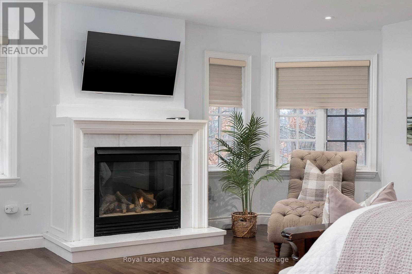 1175 Riverbank Way, Oakville, Ontario  L6H 6X4 - Photo 22 - W12923402