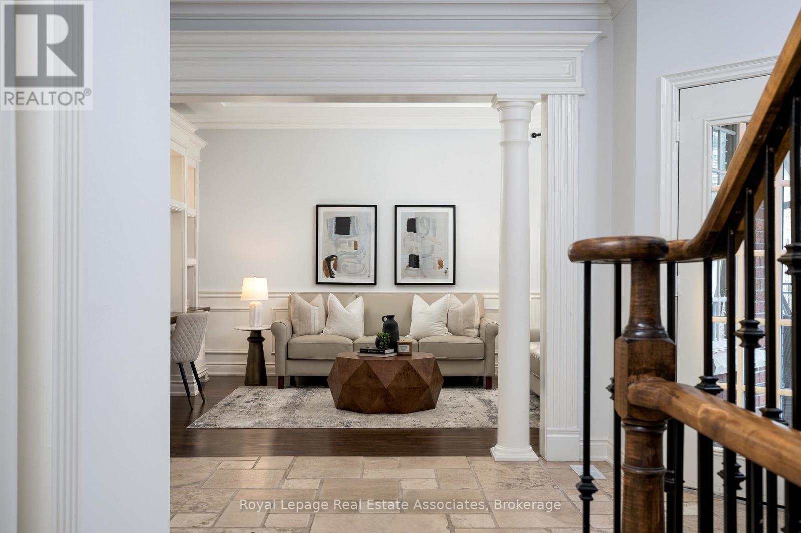 1175 Riverbank Way, Oakville, Ontario  L6H 6X4 - Photo 3 - W12923402