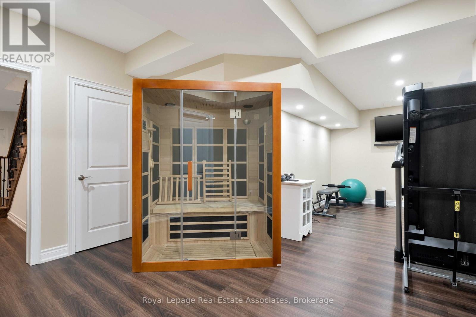 1175 Riverbank Way, Oakville, Ontario  L6H 6X4 - Photo 36 - W12923402