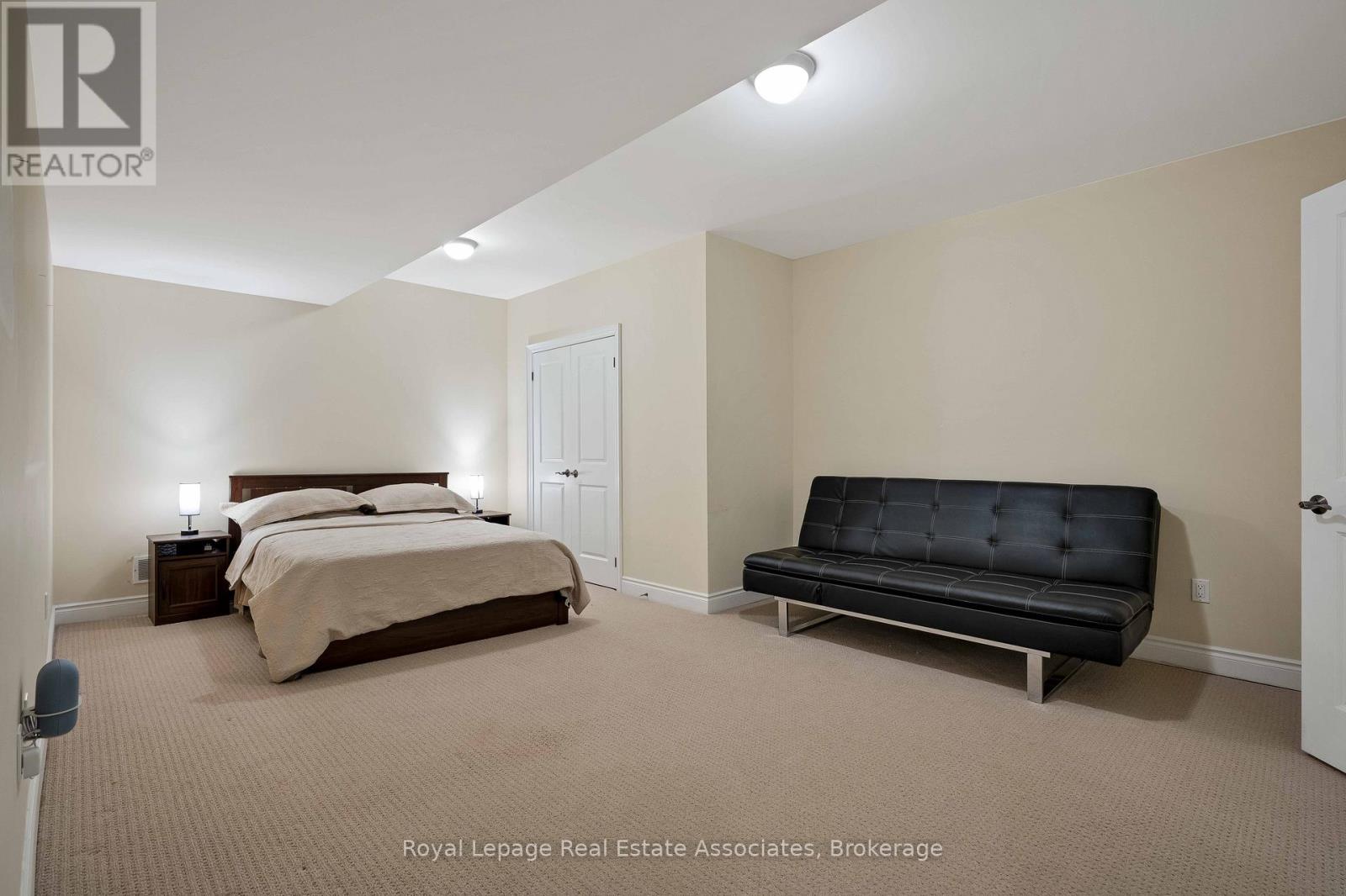 1175 Riverbank Way, Oakville, Ontario  L6H 6X4 - Photo 38 - W12923402