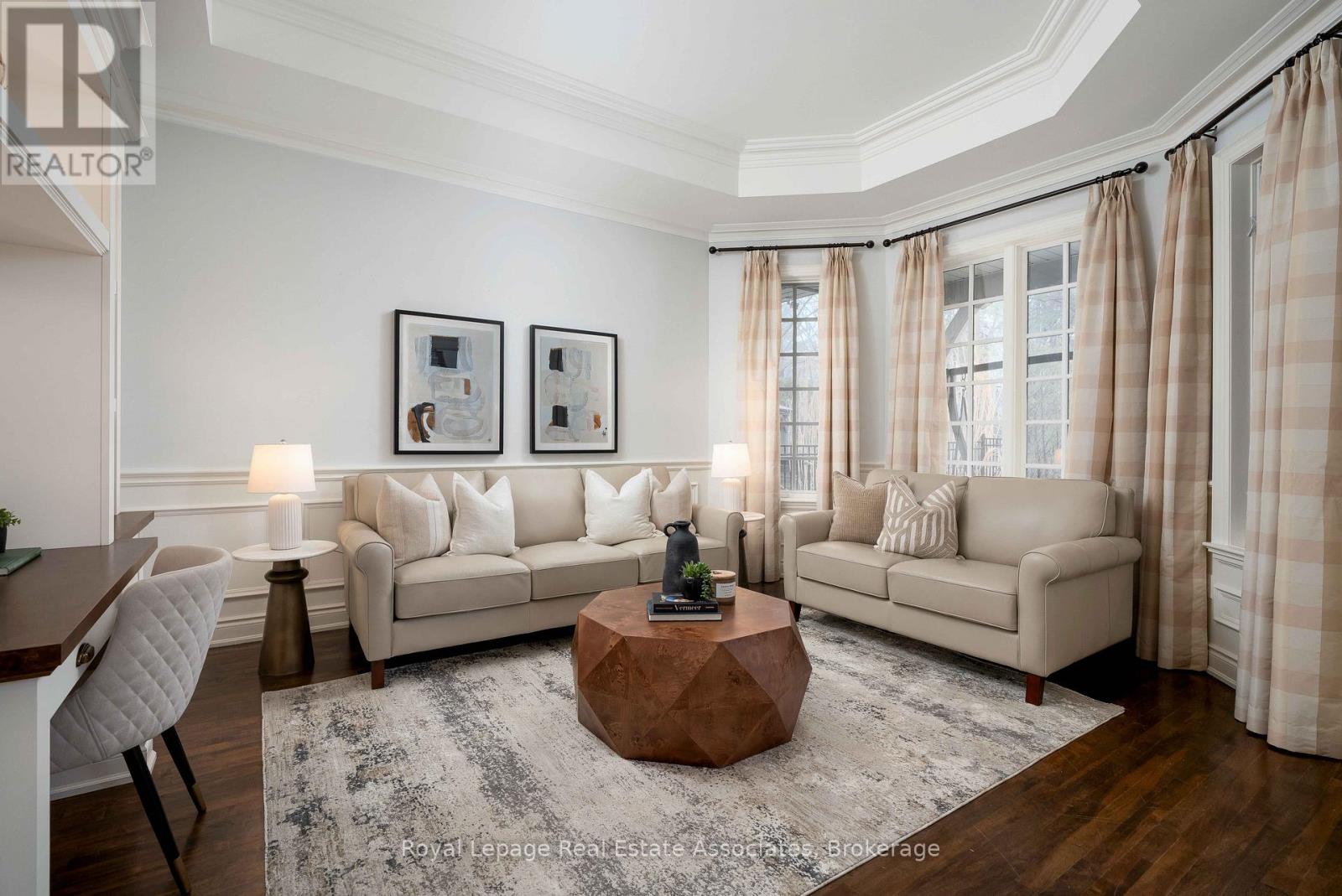 1175 Riverbank Way, Oakville, Ontario  L6H 6X4 - Photo 4 - W12923402