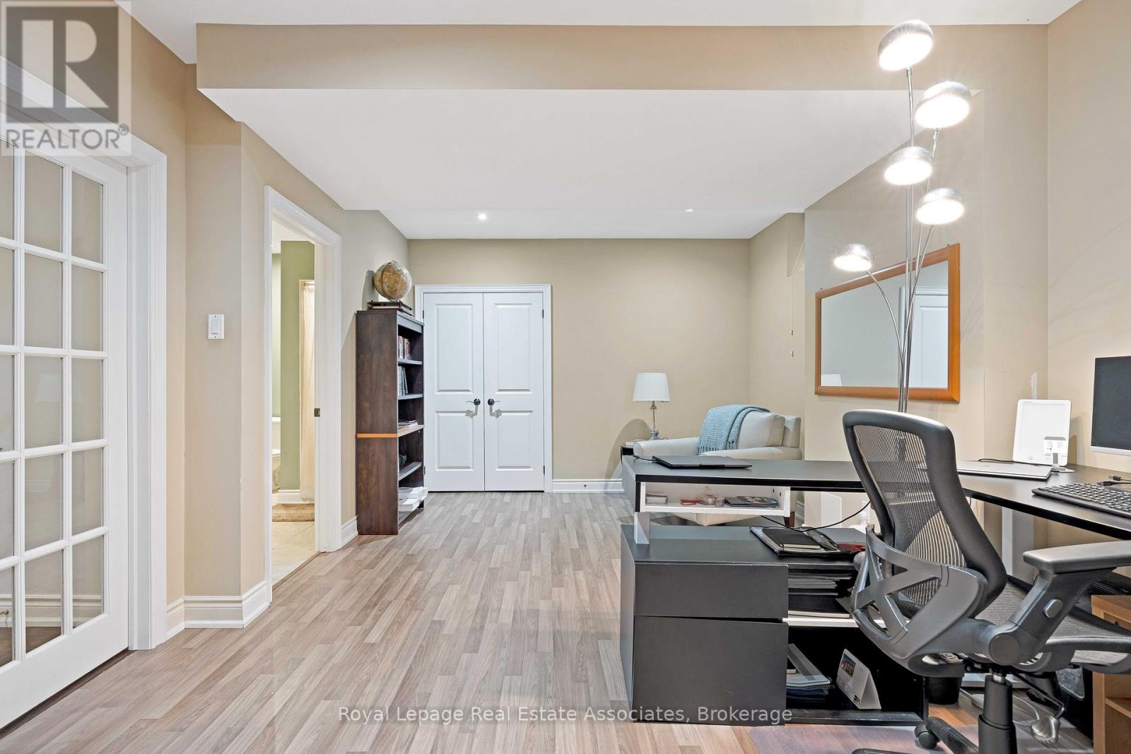 1175 Riverbank Way, Oakville, Ontario  L6H 6X4 - Photo 41 - W12923402