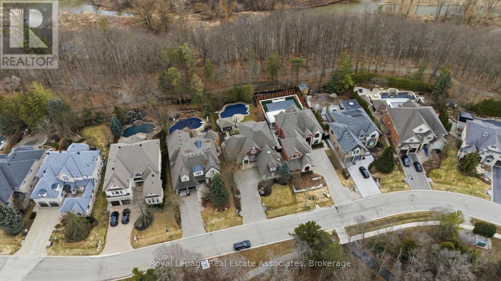 1175 Riverbank Way, Oakville, Ontario  L6H 6X4 - Photo 49 - W12923402