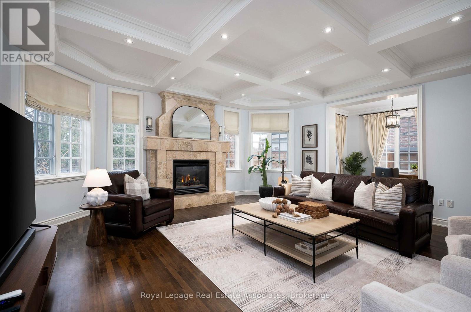 1175 Riverbank Way, Oakville, Ontario  L6H 6X4 - Photo 9 - W12923402