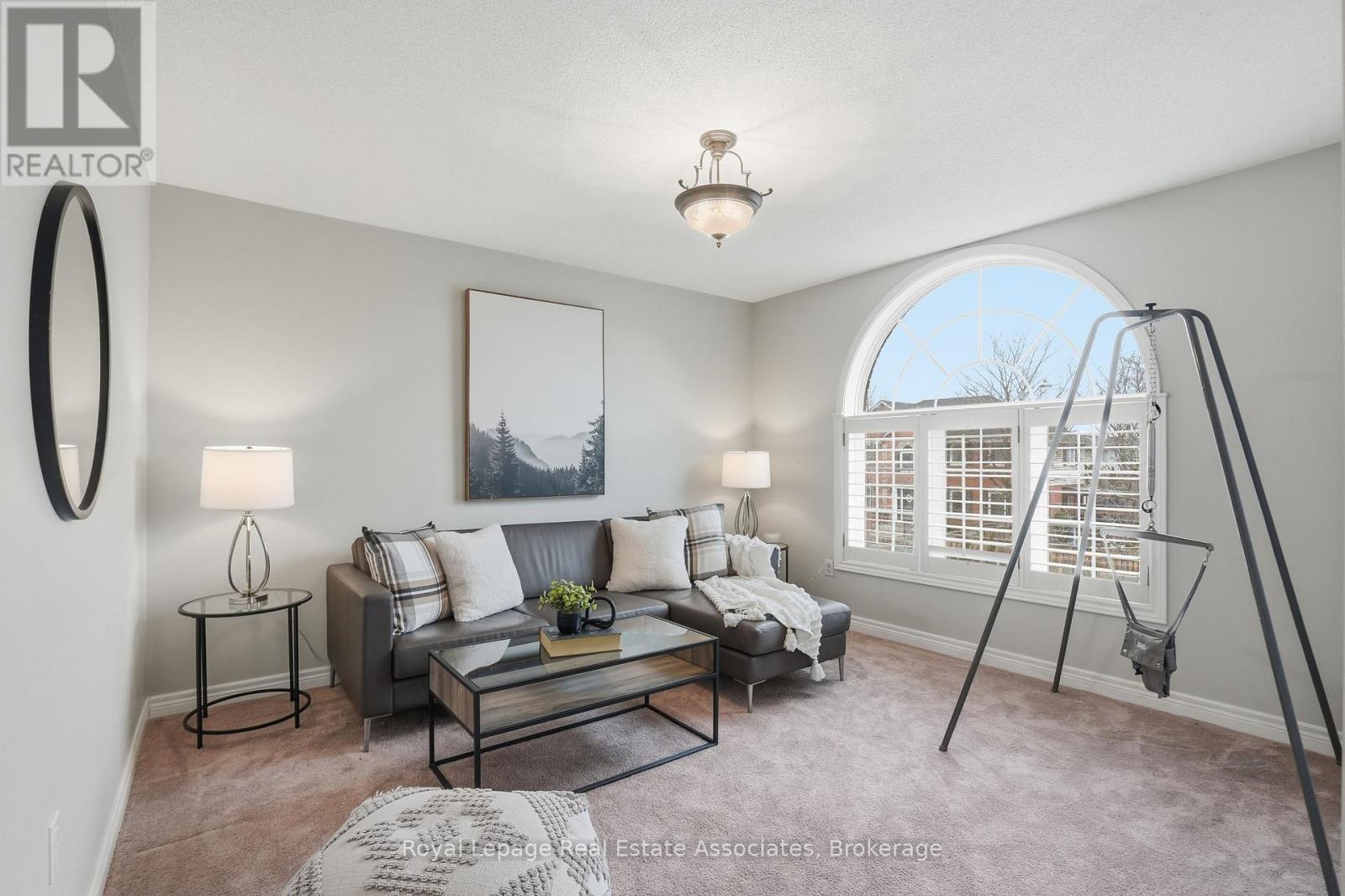 486 Delaney Court, Burlington, Ontario  L7L 5T7 - Photo 23 - W12923430