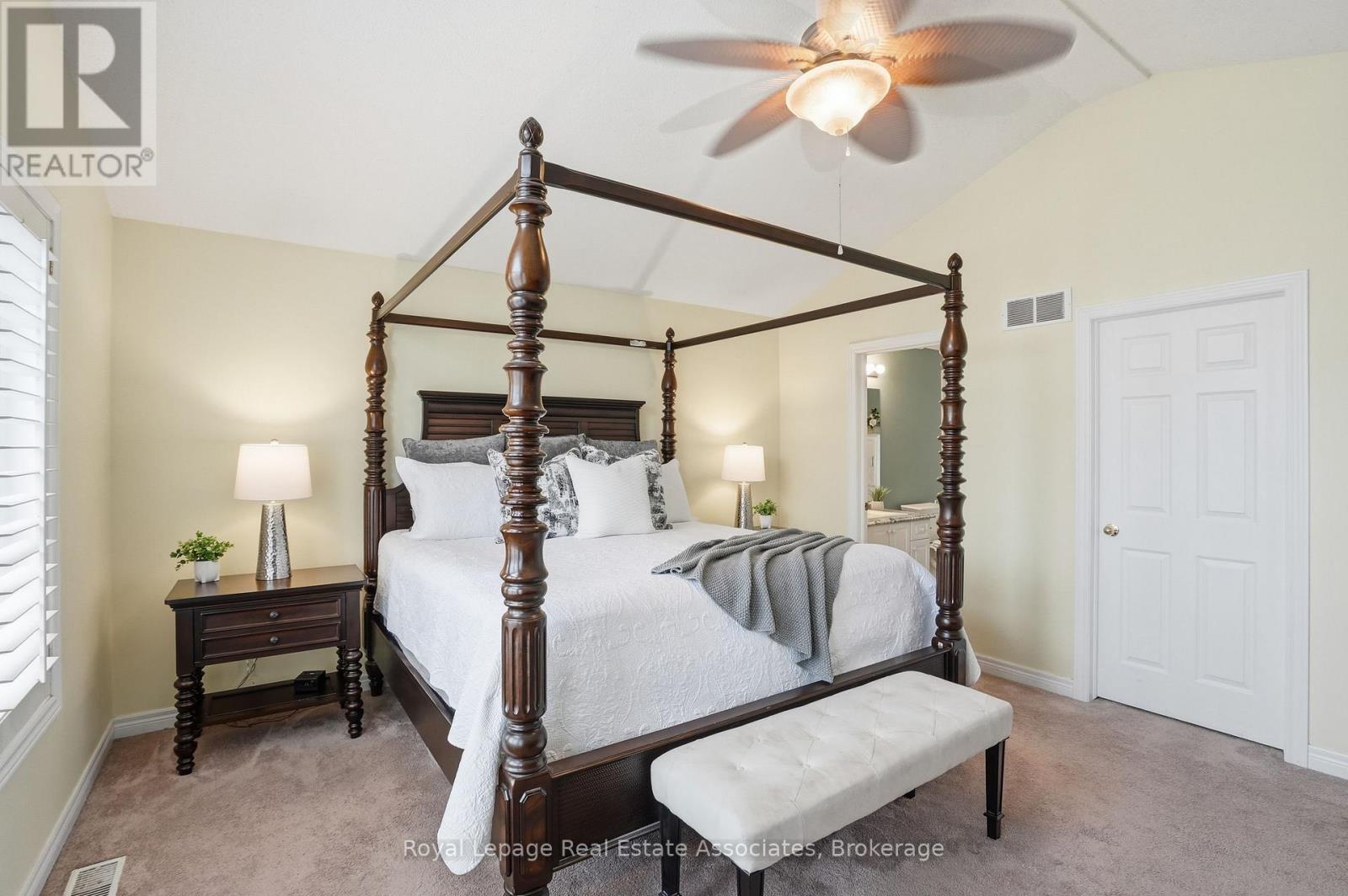 486 Delaney Court, Burlington, Ontario  L7L 5T7 - Photo 26 - W12923430