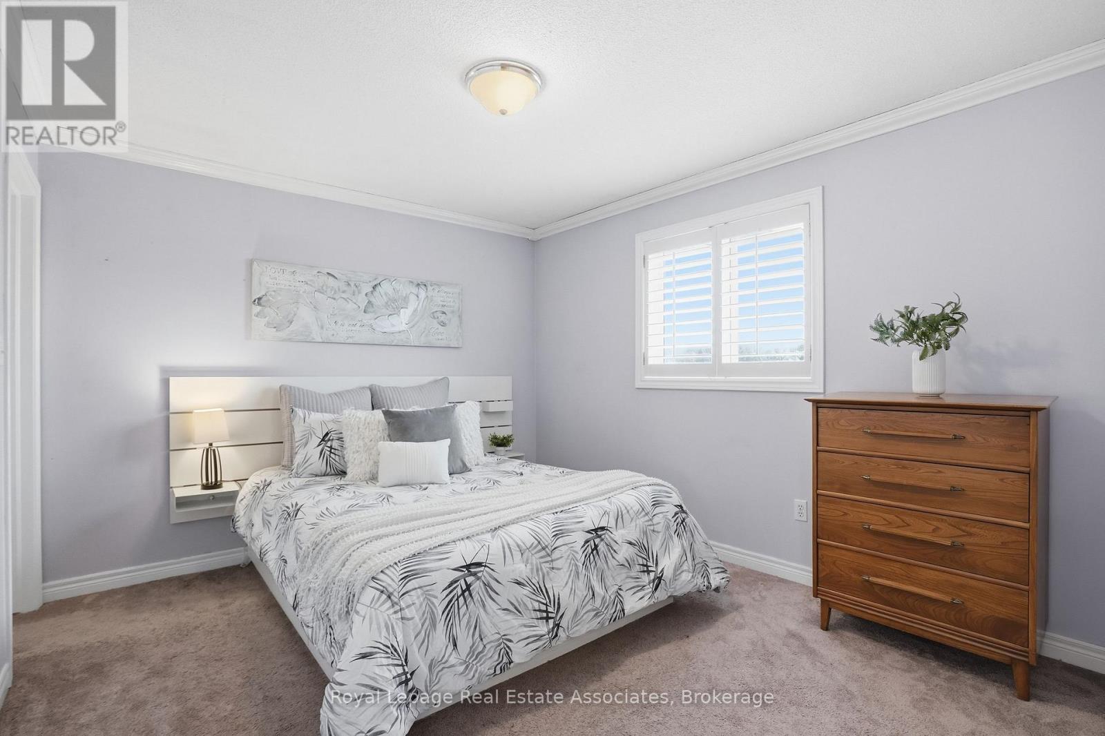 486 Delaney Court, Burlington, Ontario  L7L 5T7 - Photo 30 - W12923430