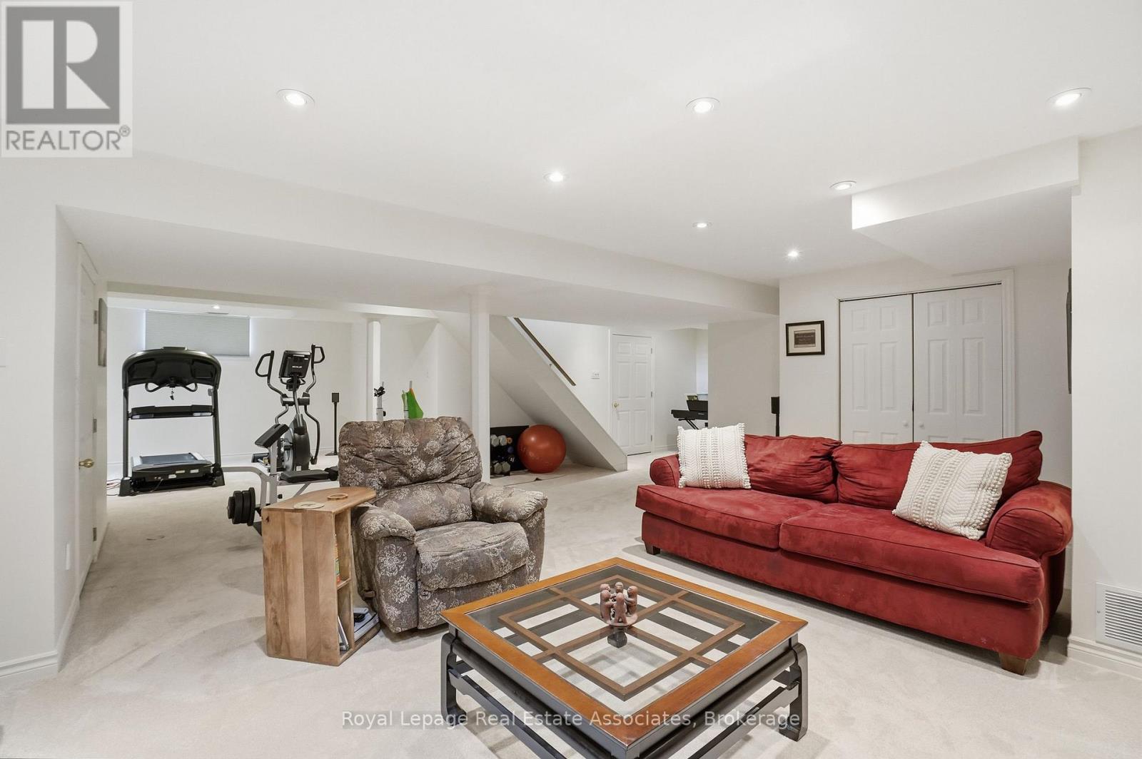 486 Delaney Court, Burlington, Ontario  L7L 5T7 - Photo 41 - W12923430