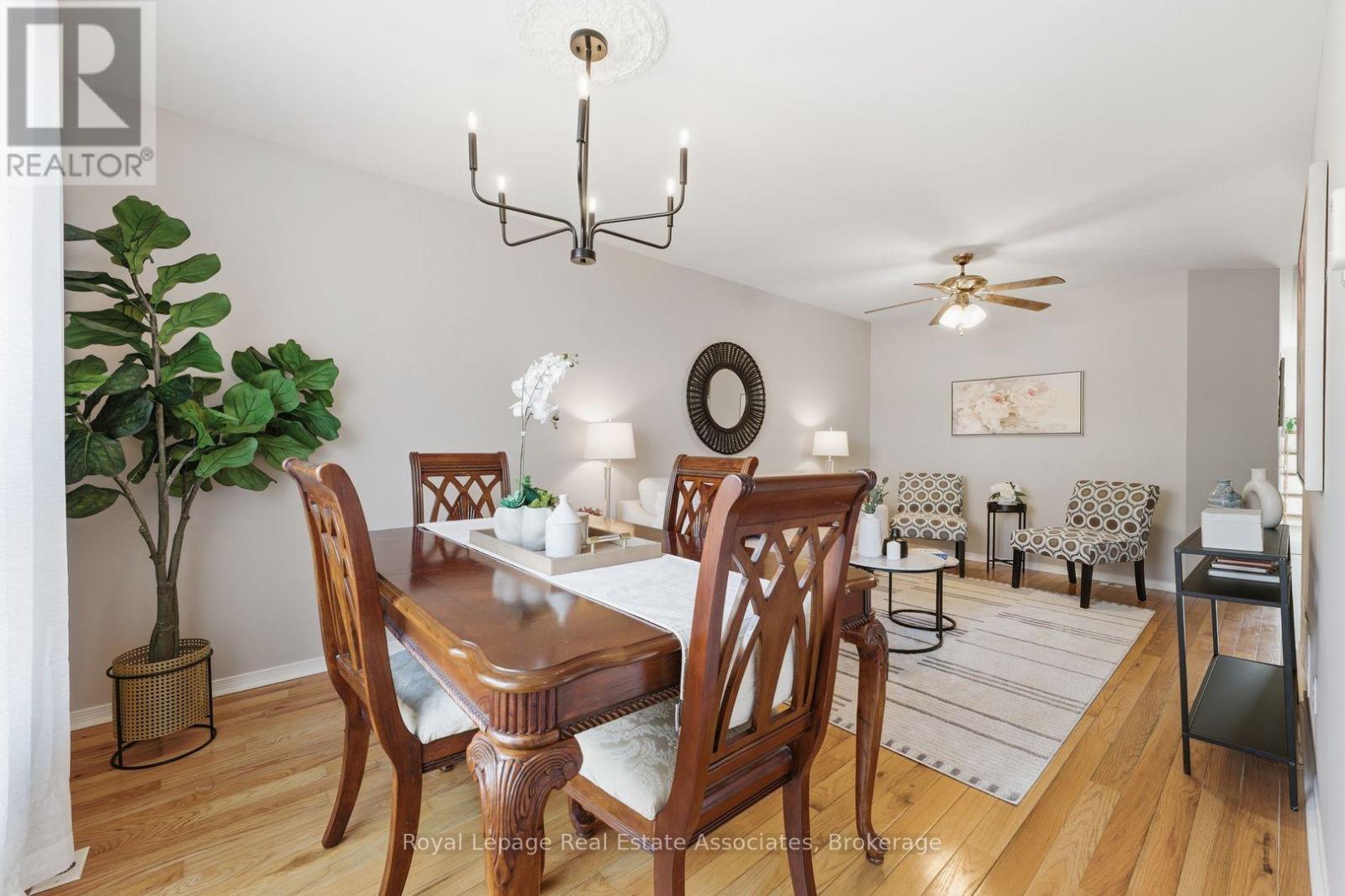 27 - 819 Village Green Boulevard, Mississauga, Ontario  L5E 3H7 - Photo 11 - W12923456