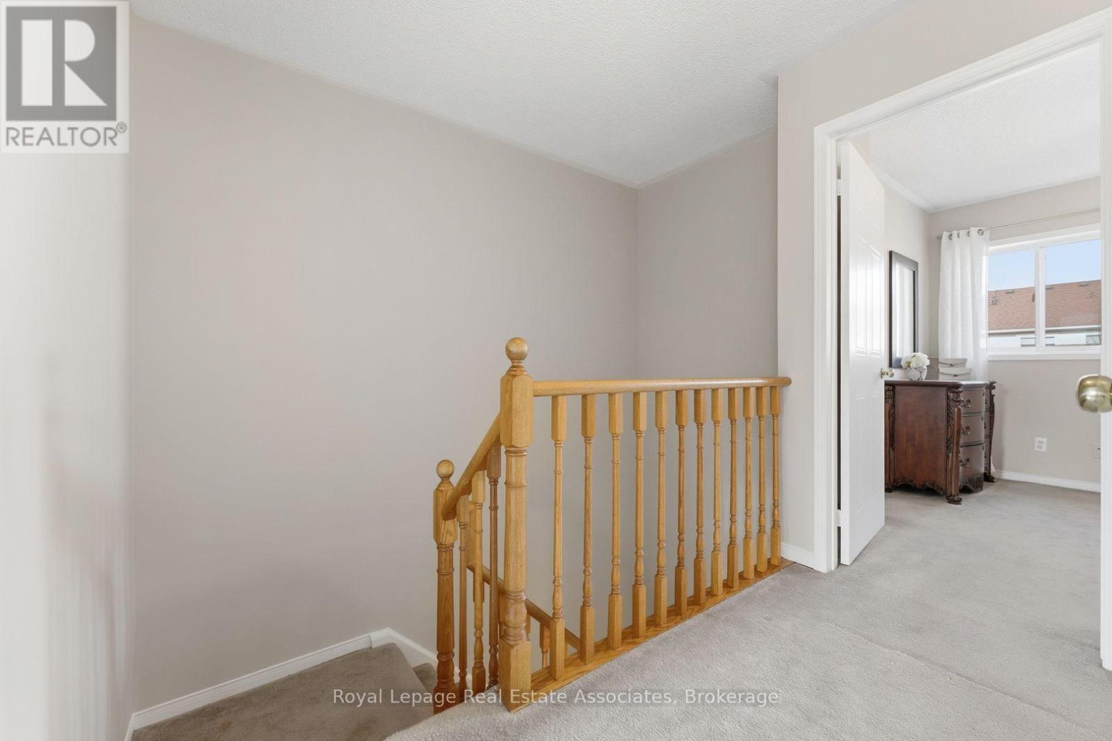 27 - 819 Village Green Boulevard, Mississauga, Ontario  L5E 3H7 - Photo 26 - W12923456