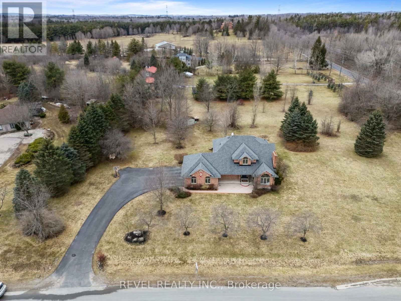 2255 Mohawk Trail, Milton, Ontario  L0P 1B0 - Photo 48 - W12923462