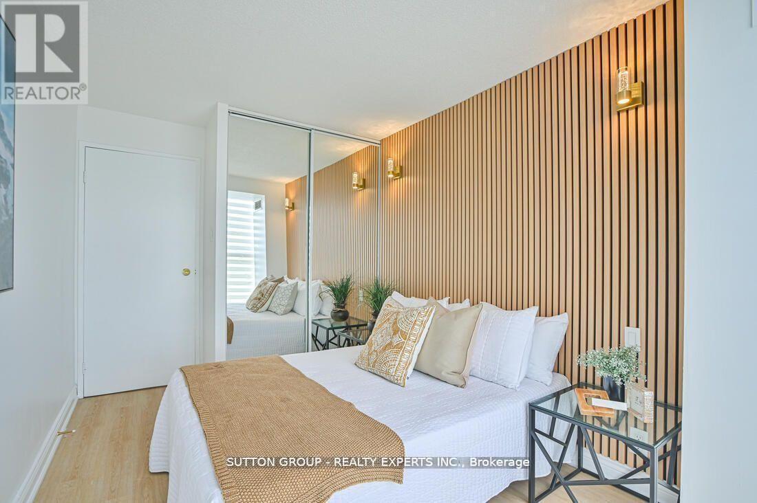 713 - 35 Trailwood Drive, Mississauga, Ontario  L4Z 3L6 - Photo 8 - W12923472