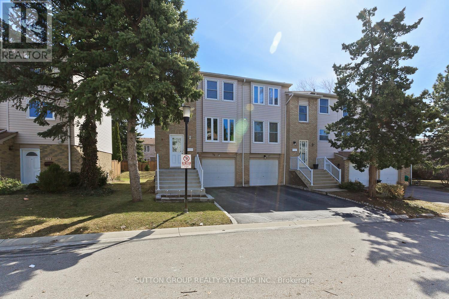 30 - 5878 Montevideo Road, Mississauga, Ontario L5N 2V5 - Photo 2 - W12923474