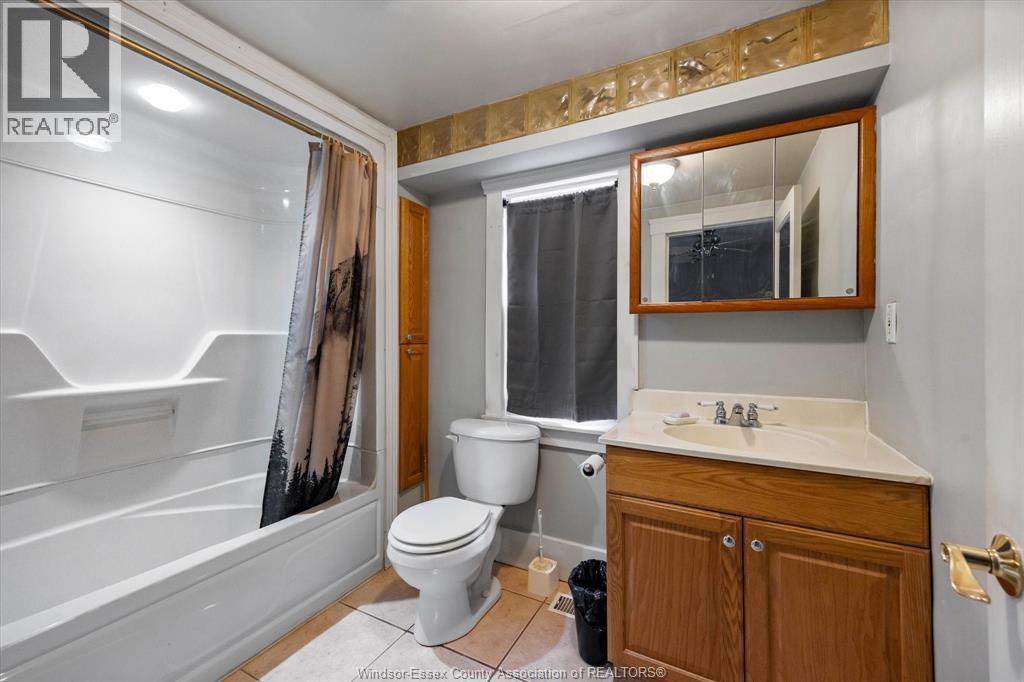 1070 St. Luke, Windsor, Ontario N8Y 3M8 - Photo 14 - 26006288