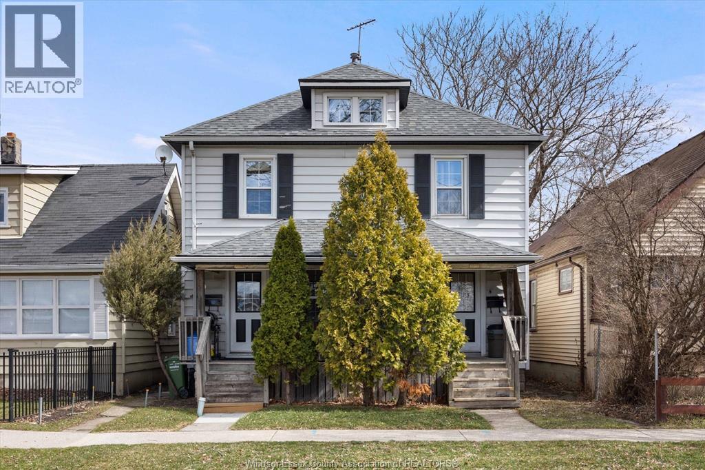 1070 St. Luke, Windsor, Ontario N8Y 3M8 - Photo 2 - 26006288