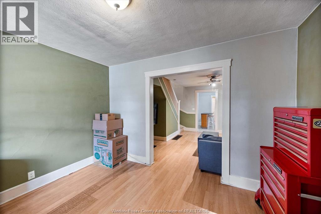 1070 St. Luke, Windsor, Ontario N8Y 3M8 - Photo 4 - 26006288