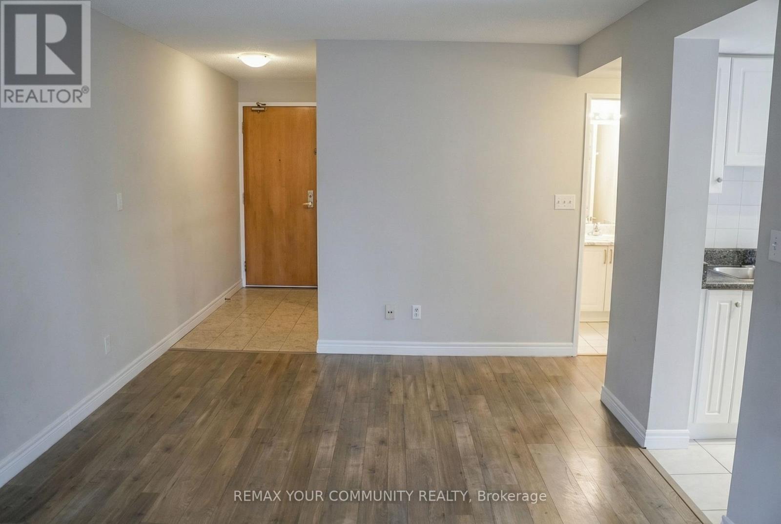 705 - 43 Eglinton Avenue E, Toronto, Ontario  M4P 1A2 - Photo 5 - C12922780