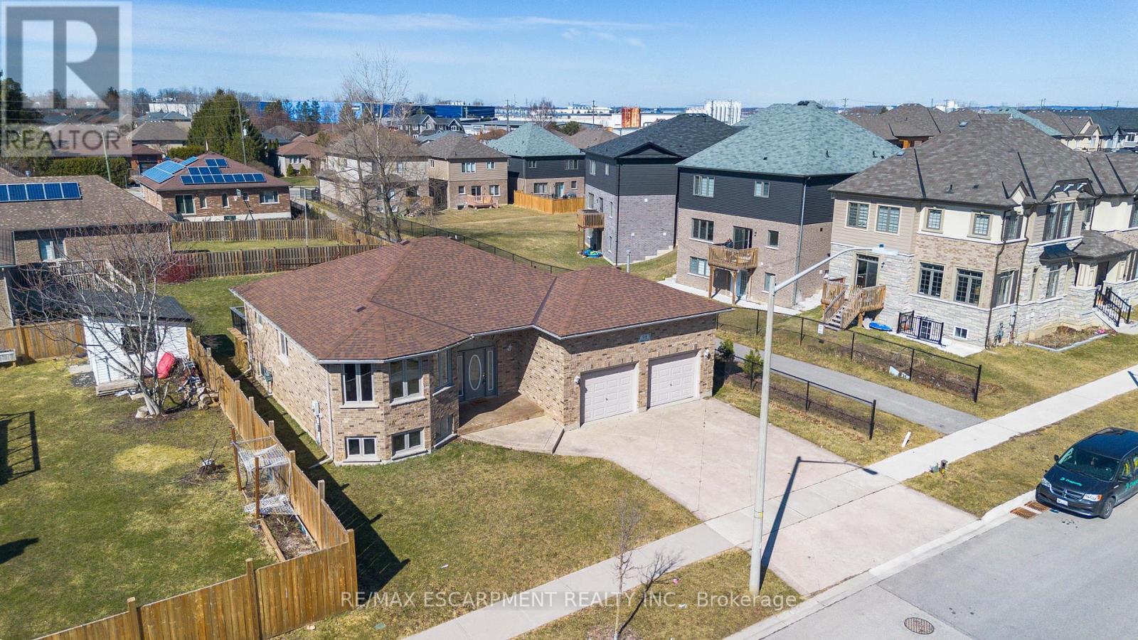 98 Thomas Avenue, Brantford, Ontario  N3S 7V4 - Photo 44 - X12923338