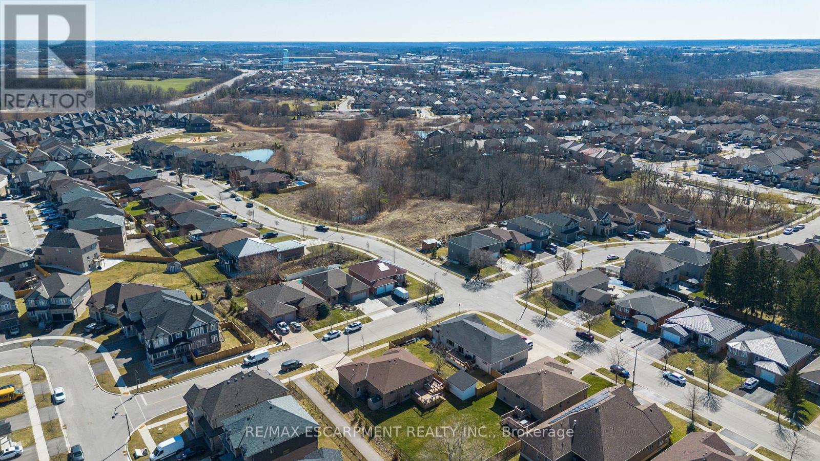 98 Thomas Avenue, Brantford, Ontario  N3S 7V4 - Photo 49 - X12923338