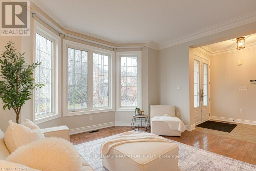 111 Glazebrook Crescent, Cambridge, Ontario  N1T 2H8 - Photo 5 - X12923364