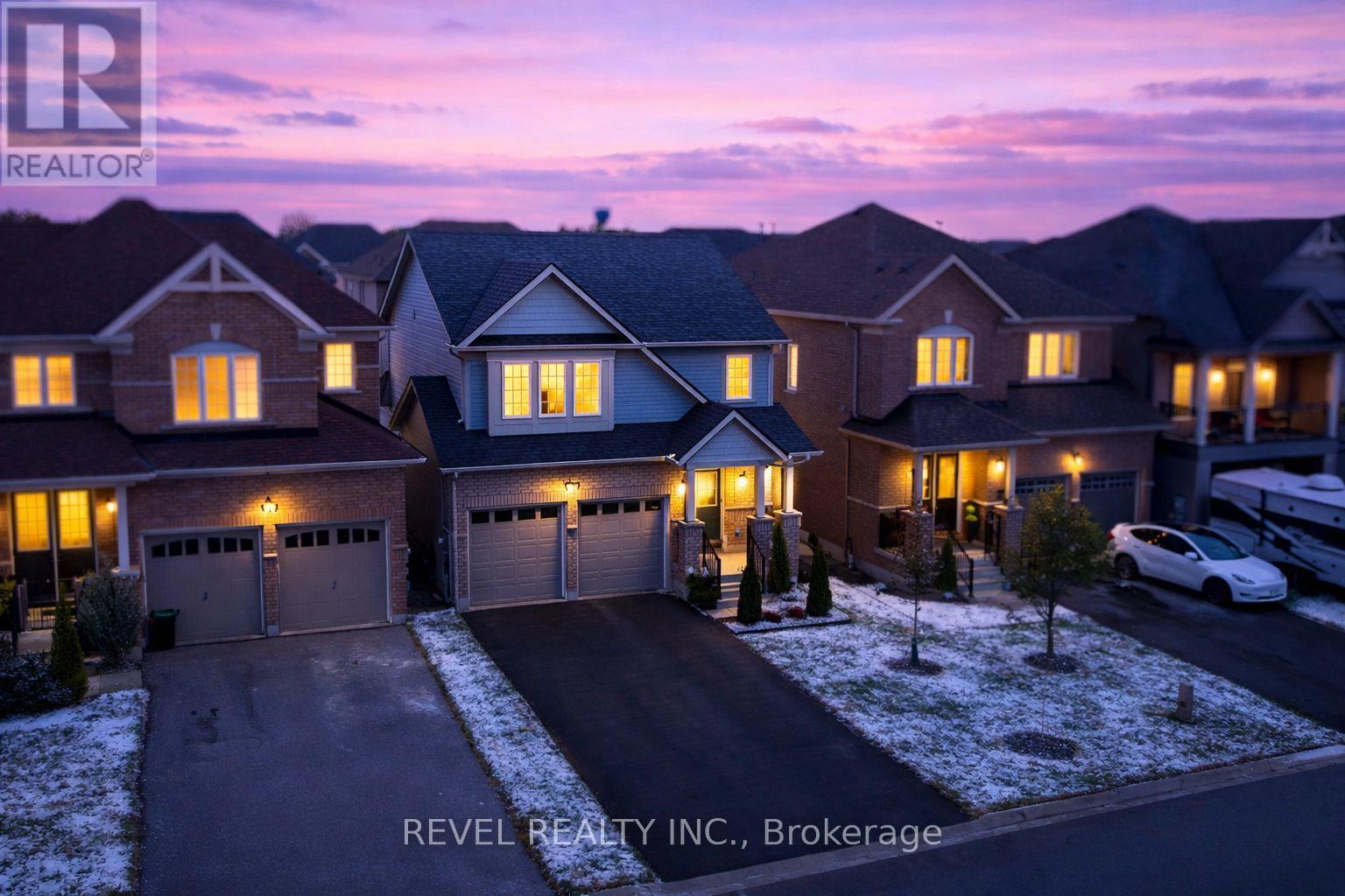 693 MCMULLEN STREET, Shelburne, Ontario