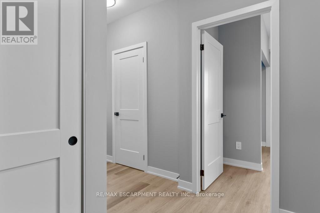 402 - 5002 King Street, Lincoln, Ontario  L3J 2J5 - Photo 9 - X12923450