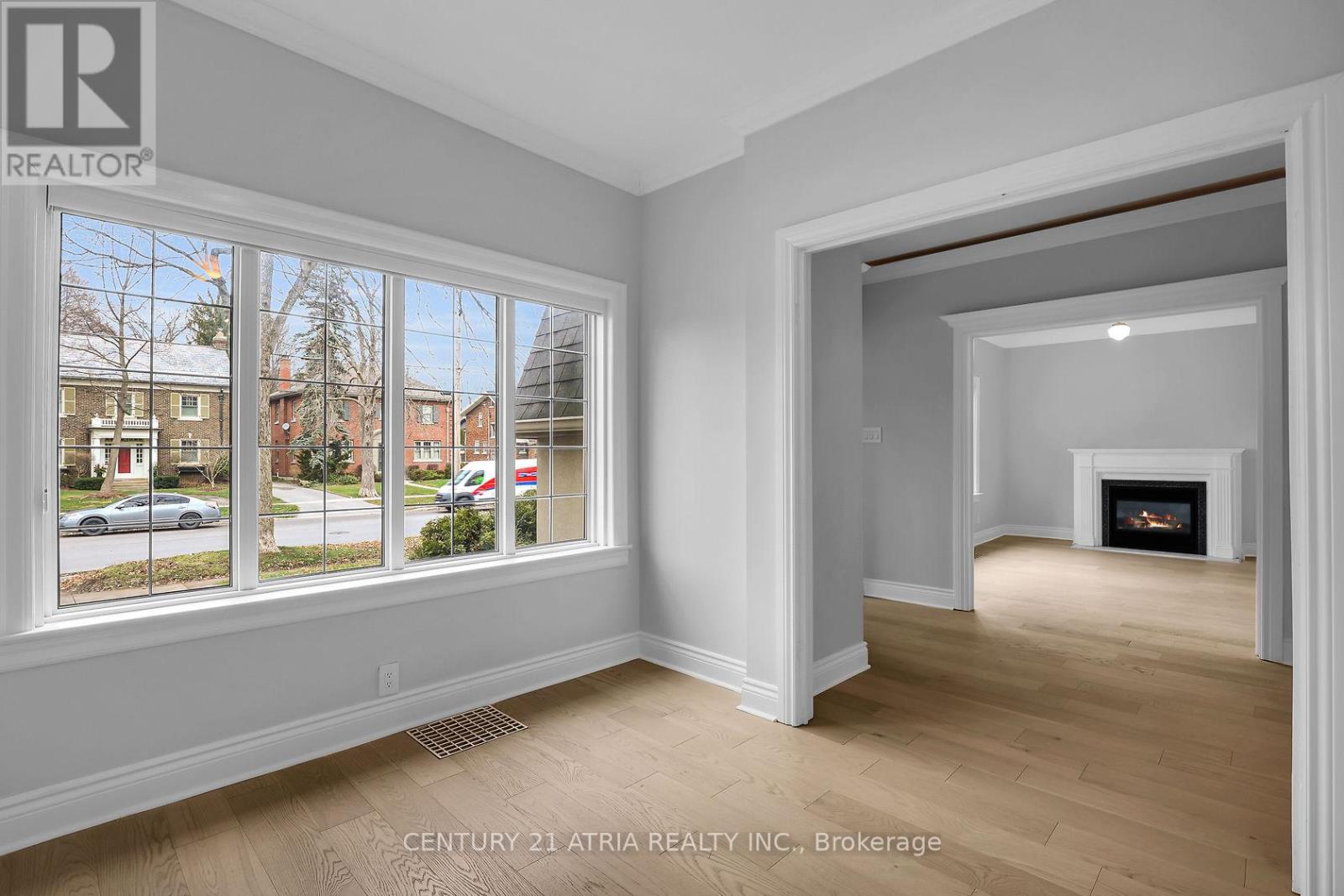 379 Grosvenor Street, London East, Ontario  N6A 1Z2 - Photo 6 - X12923494