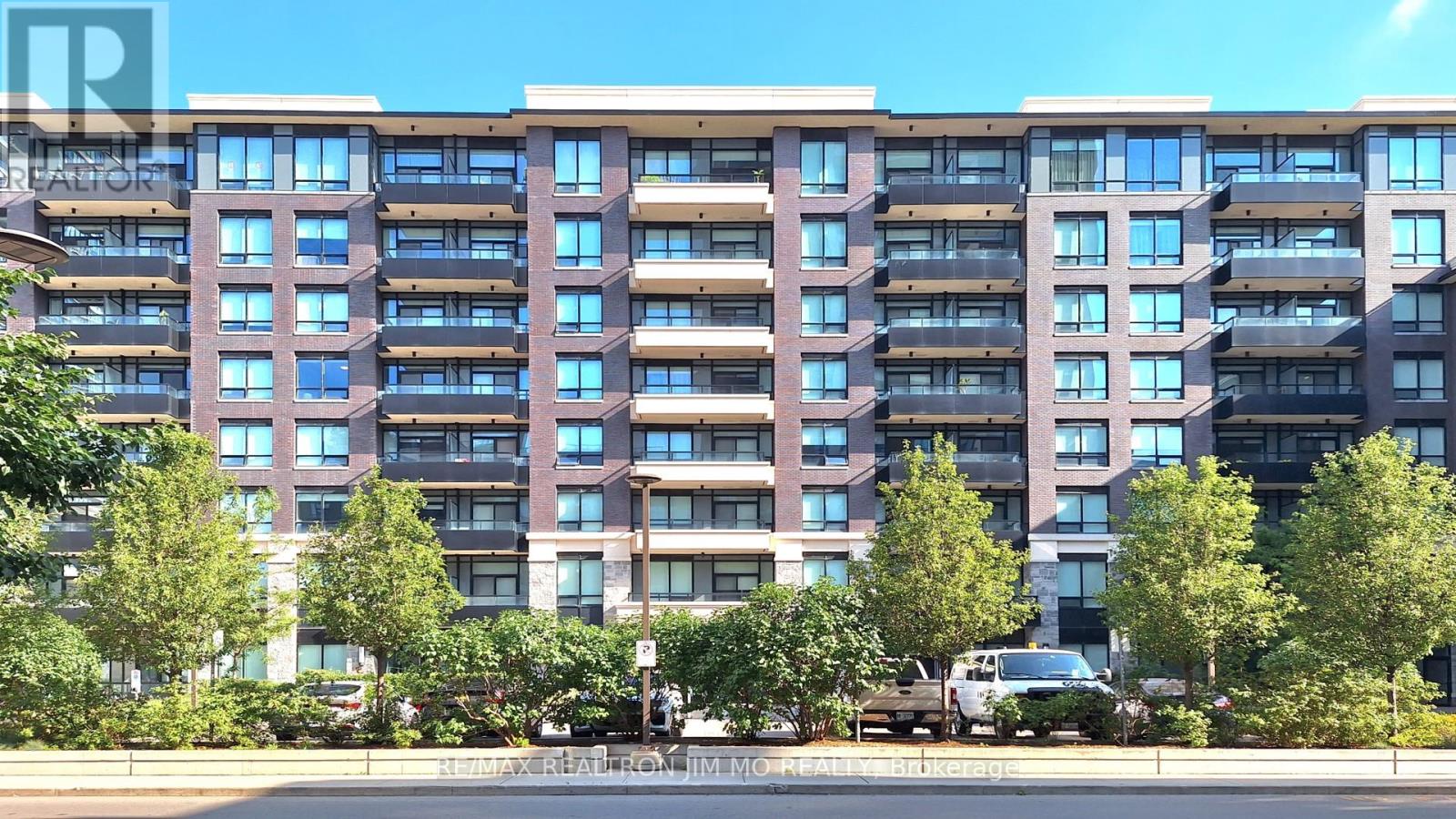 730 - 25 Water Walk Drive, Markham, Ontario  L6G 0G3 - Photo 4 - N12922294