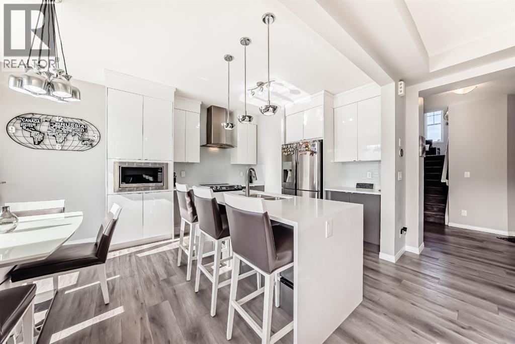 127 Carrington Crescent NW, Calgary, Alberta  T3P 1R2 - Photo 7 - A2276277