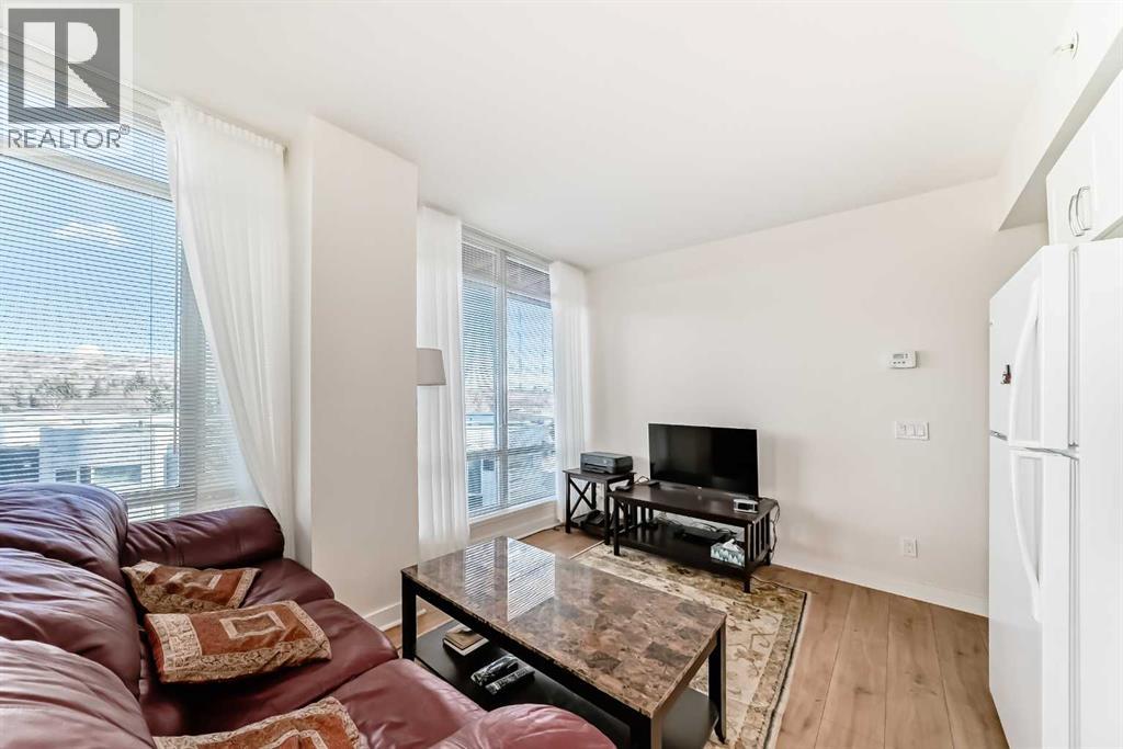 412, 10 Brentwood Common Nw, Calgary, Alberta  t2l 2l6 - Photo 7 - A2291877