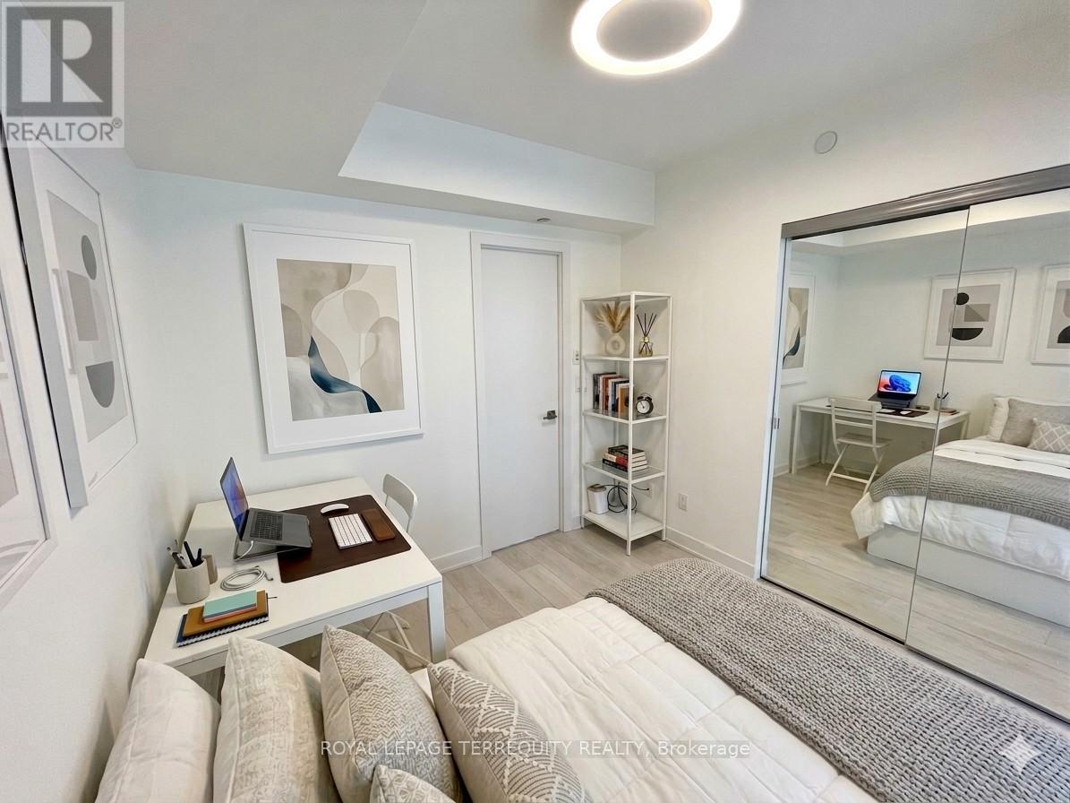 709 - 188 Cumberland Street, Toronto, Ontario  M5R 0B6 - Photo 15 - C12833032