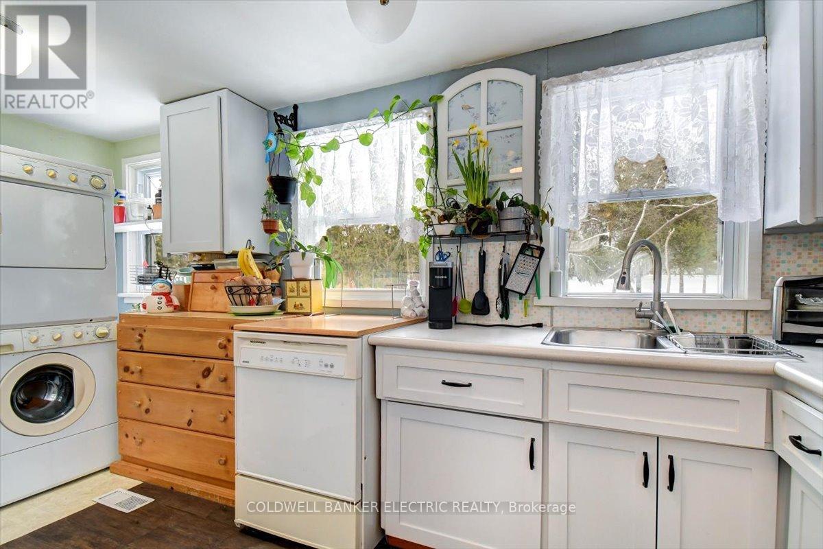 6 Leisure Lane, Kawartha Lakes, Ontario  K9V 4R1 - Photo 12 - X12918594