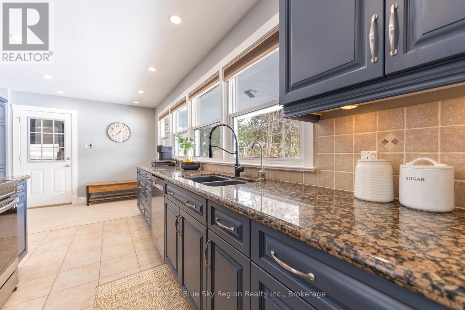 652 Baywood Road, North Bay, Ontario  P1B 4T1 - Photo 13 - X12923650