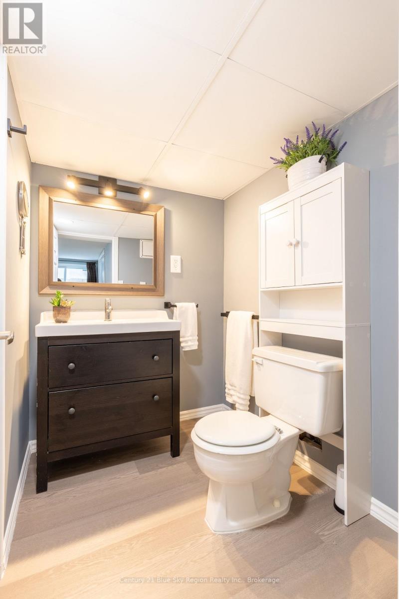 652 Baywood Road, North Bay, Ontario  P1B 4T1 - Photo 25 - X12923650