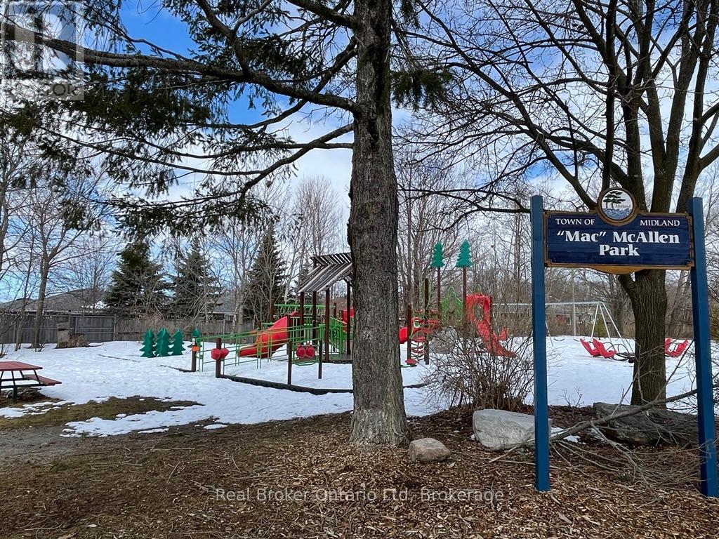 150 Woodland Drive, Midland, Ontario  L4R 4E3 - Photo 22 - S12923720