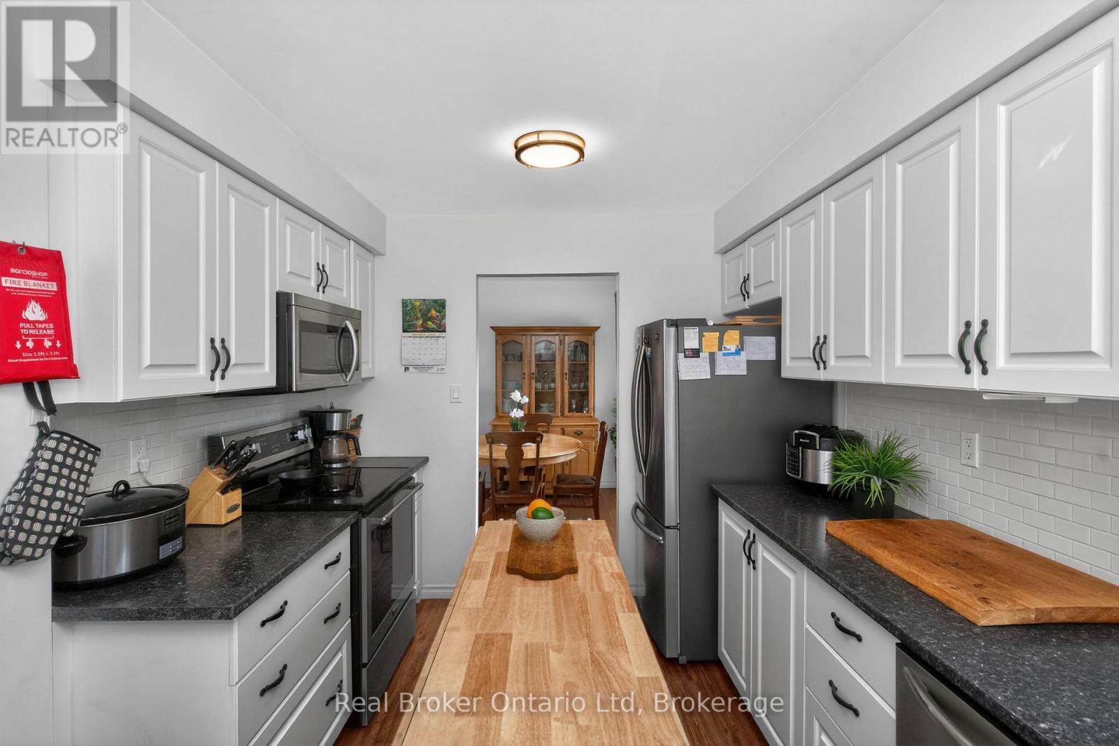 150 Woodland Drive, Midland, Ontario  L4R 4E3 - Photo 7 - S12923720