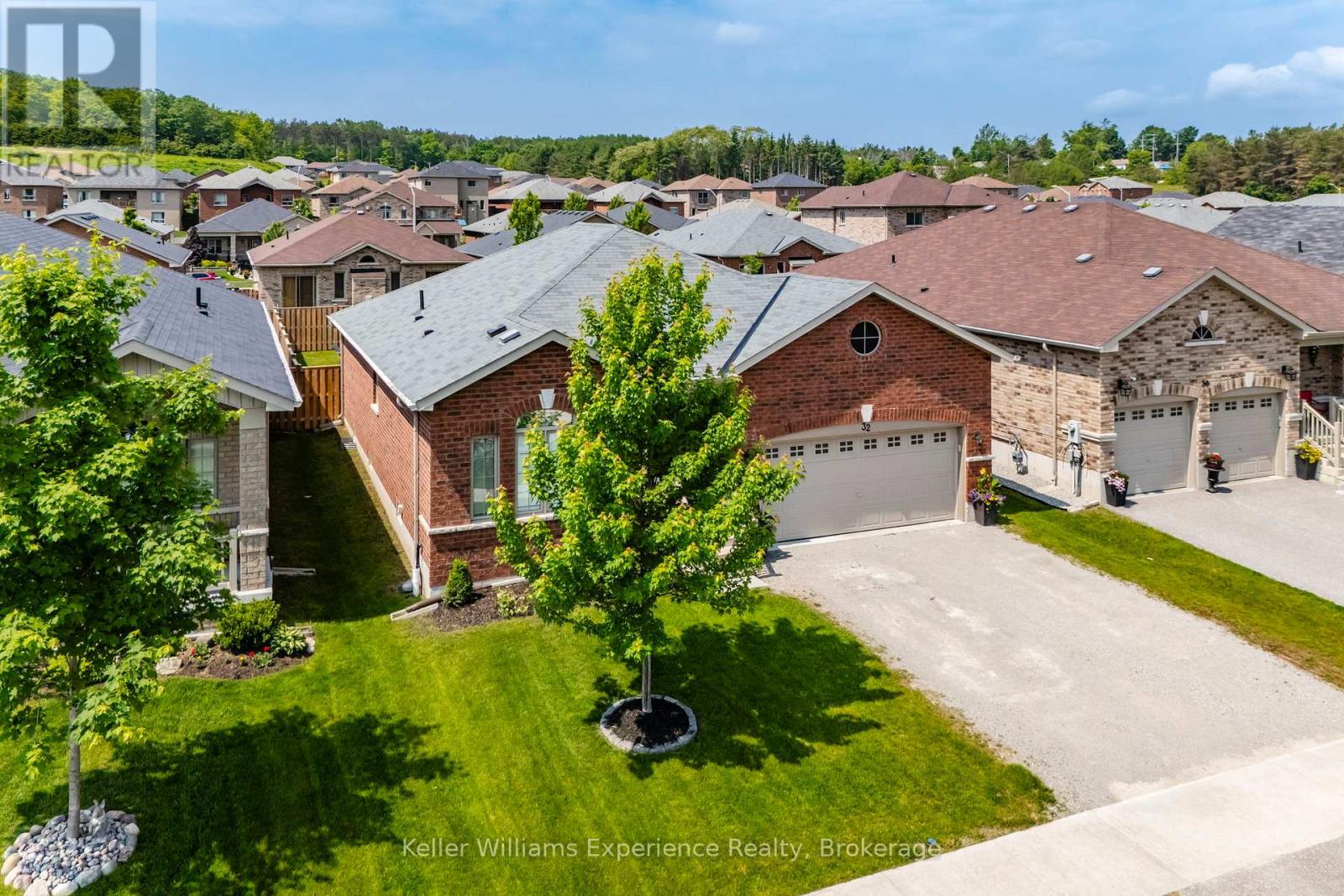 32 Hatton Drive, Penetanguishene, Ontario  L9M 0V6 - Photo 3 - S12923818