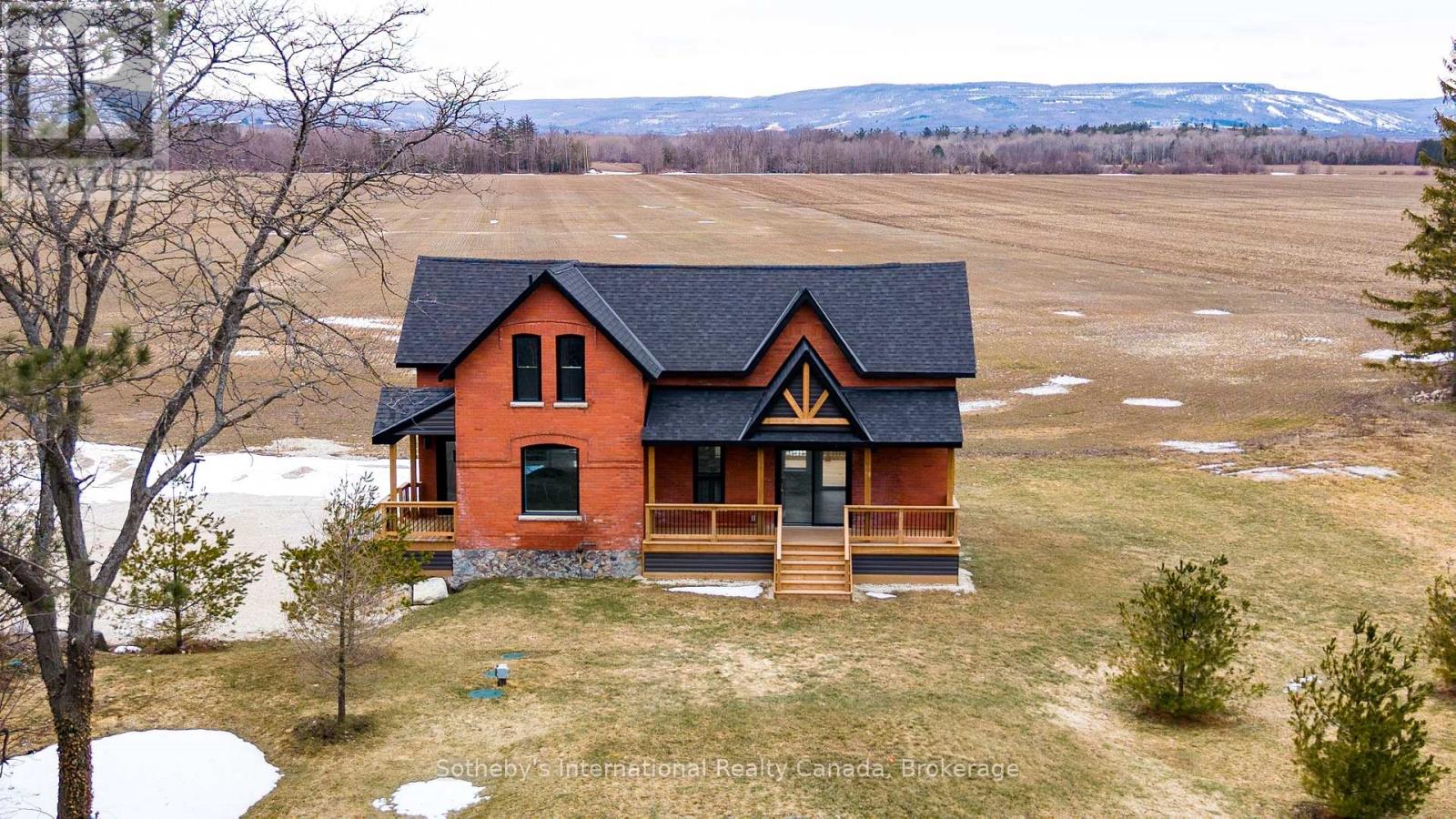 1952 Nottawasaga Concession 6 N, Clearview, Ontario  L0M 1S0 - Photo 2 - S12923832