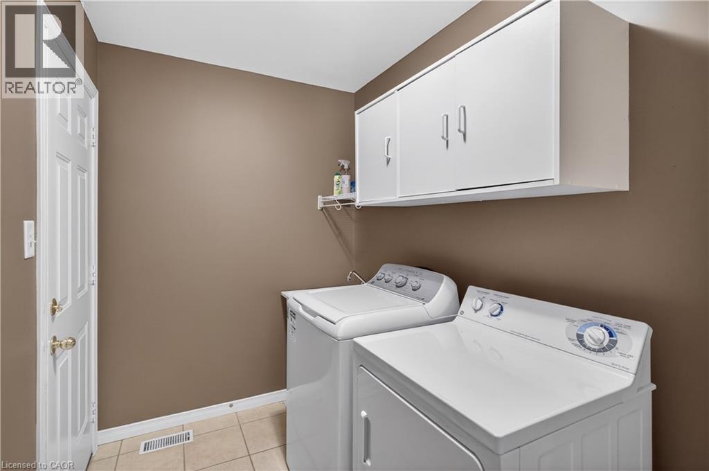 212 Stonehenge Drive Unit# 24, Ancaster, Ontario  L9K 1N5 - Photo 24 - 40814727