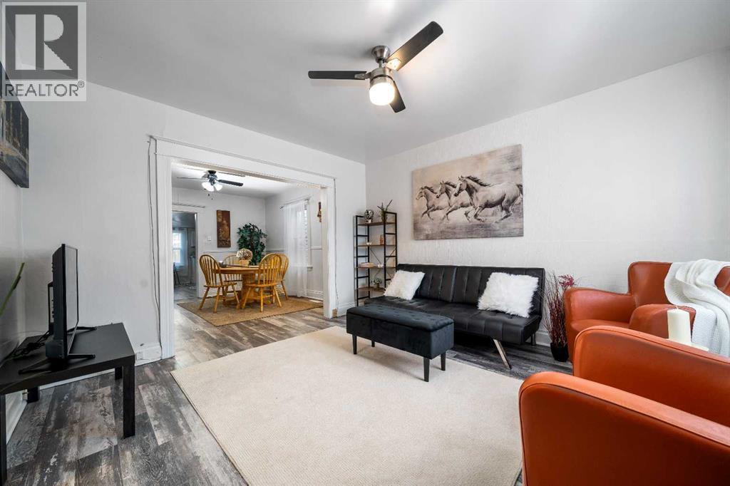 526b Princess Avenue Se, Medicine Hat, Alberta  T1A 3C2 - Photo 5 - A2292190